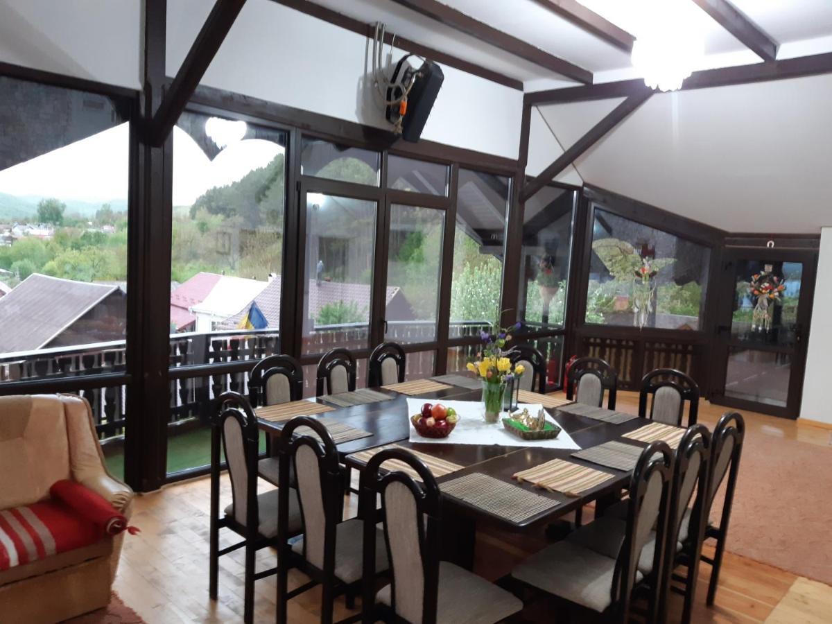 Casa Dintre Pini Villa Păltinoasa Exteriör bild
